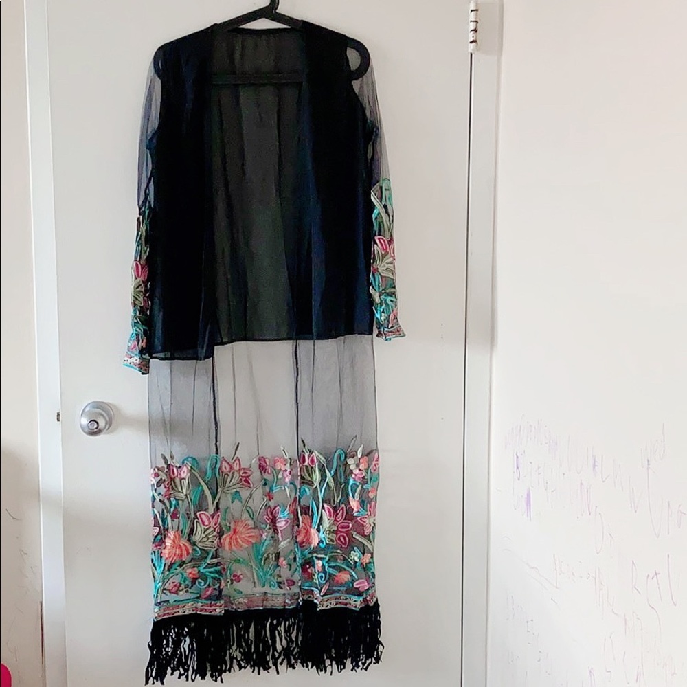 NWOT Embroidered kimono - Picture 2 of 8